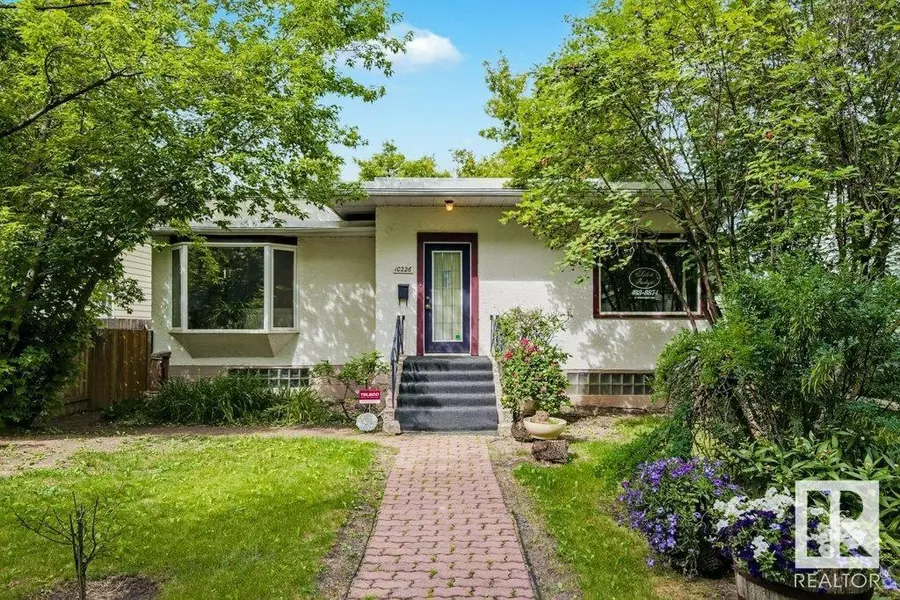 10226 147 ST NW, Edmonton, AB T5N3B9