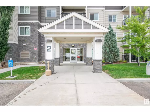 Sherwood Park, AB T8H0X8,#1404 2 AUGUSTINE CR