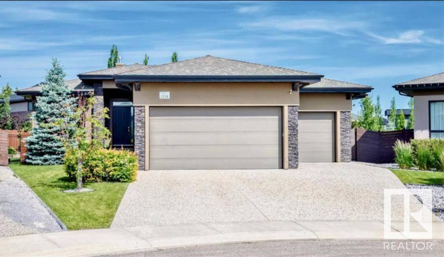 1218 WAHL CO NW, Edmonton, AB T6W3G4