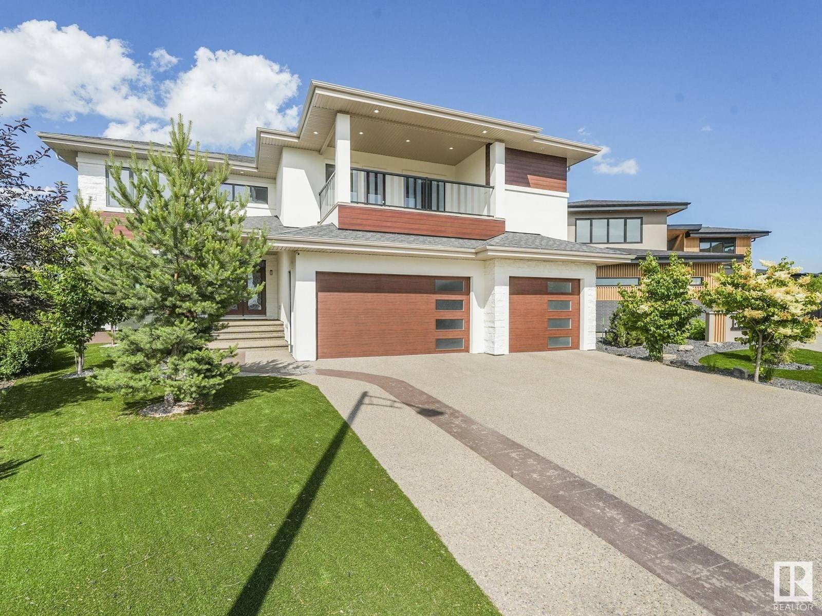 Edmonton, AB T6W3G6,1118 WAHL PL NW