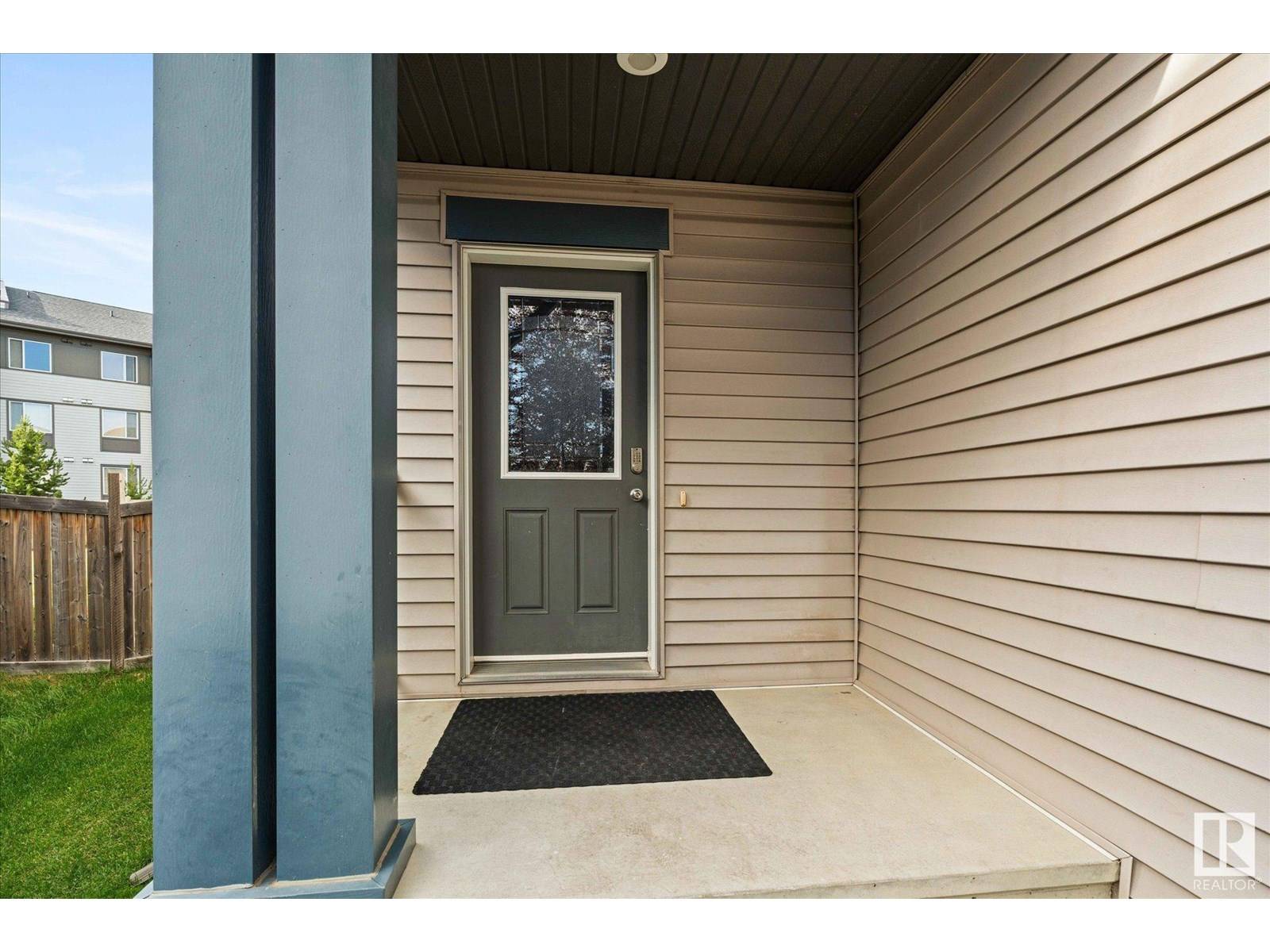 Edmonton, AB T6X1S2,1403 53 ST SW