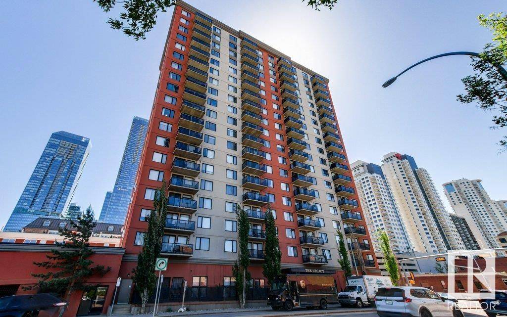 #201 10303 105 ST NW, Edmonton, AB T5J5G3