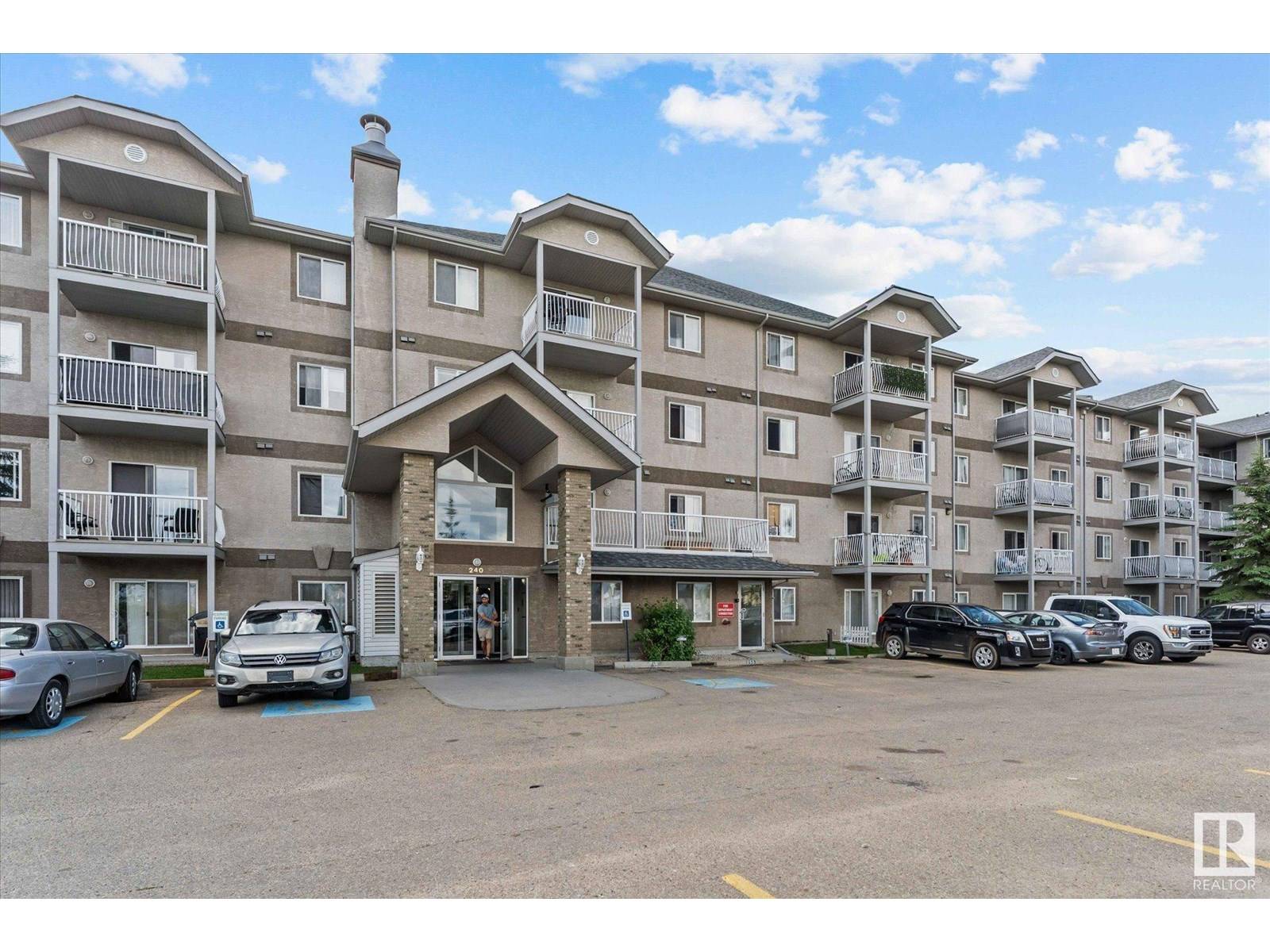 Spruce Grove, AB T7X0G5,#207 240 SPRUCE RIDGE RD