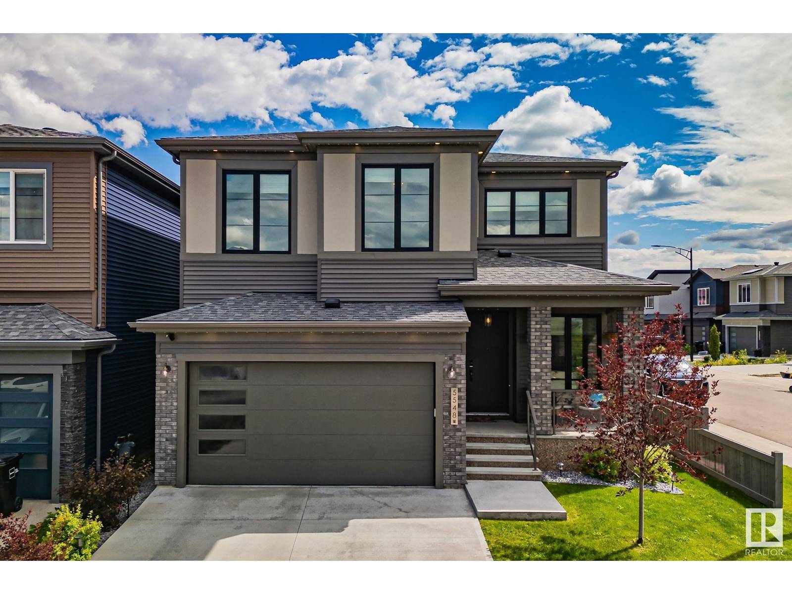 5548 Kootook DR SW SW, Edmonton, AB T6W4W1