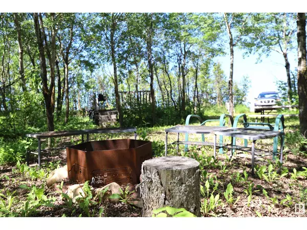 Rural St. Paul County, AB T0A1E0,#401 56410 RNG RD 112