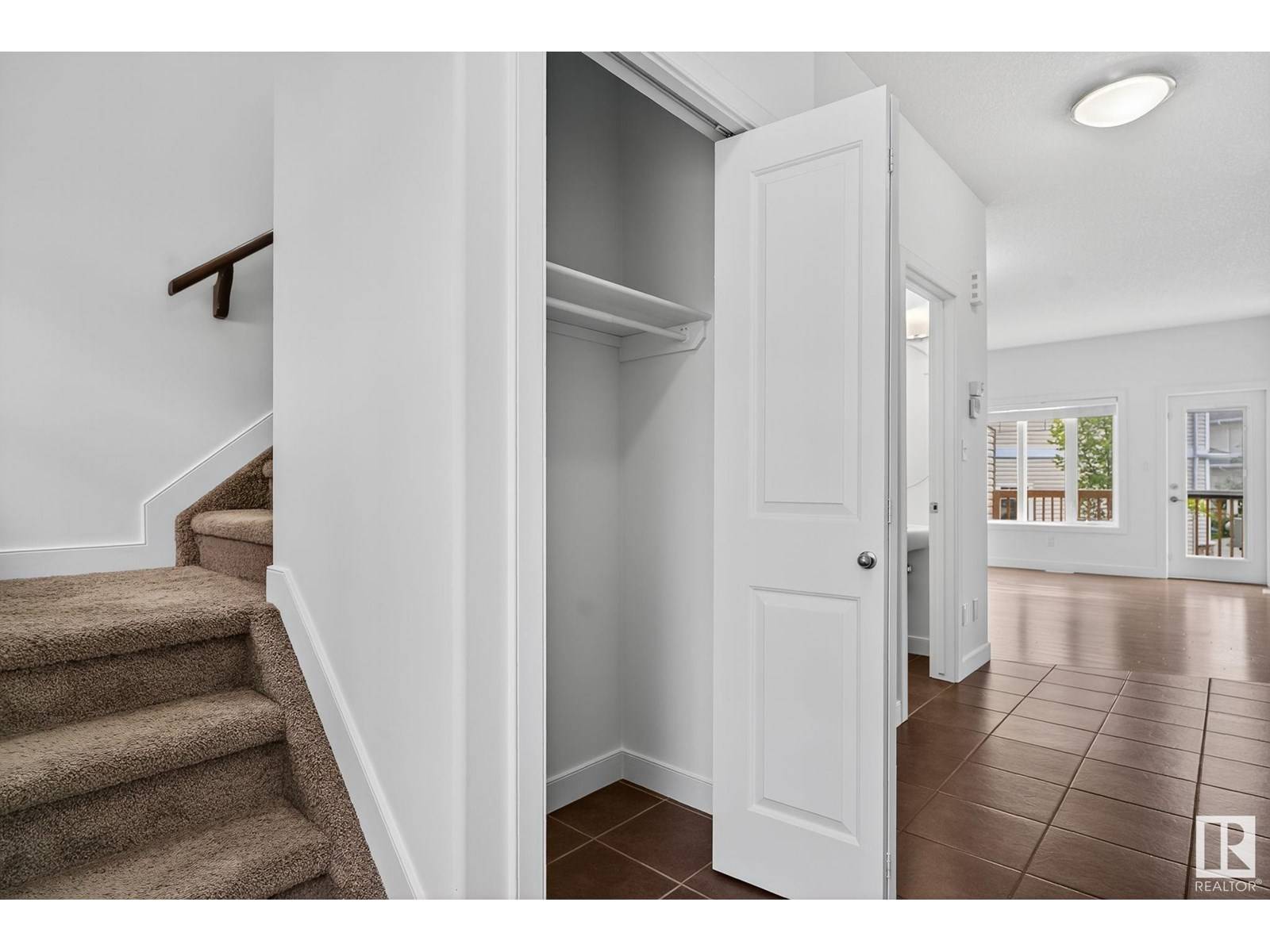 Edmonton, AB T5Y0S8,#46 450 MCCONACHIE WY NW