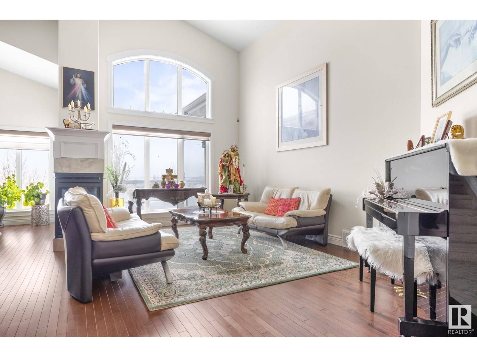 St. Albert, AB T8N3K4,79 OAK VISTA DR