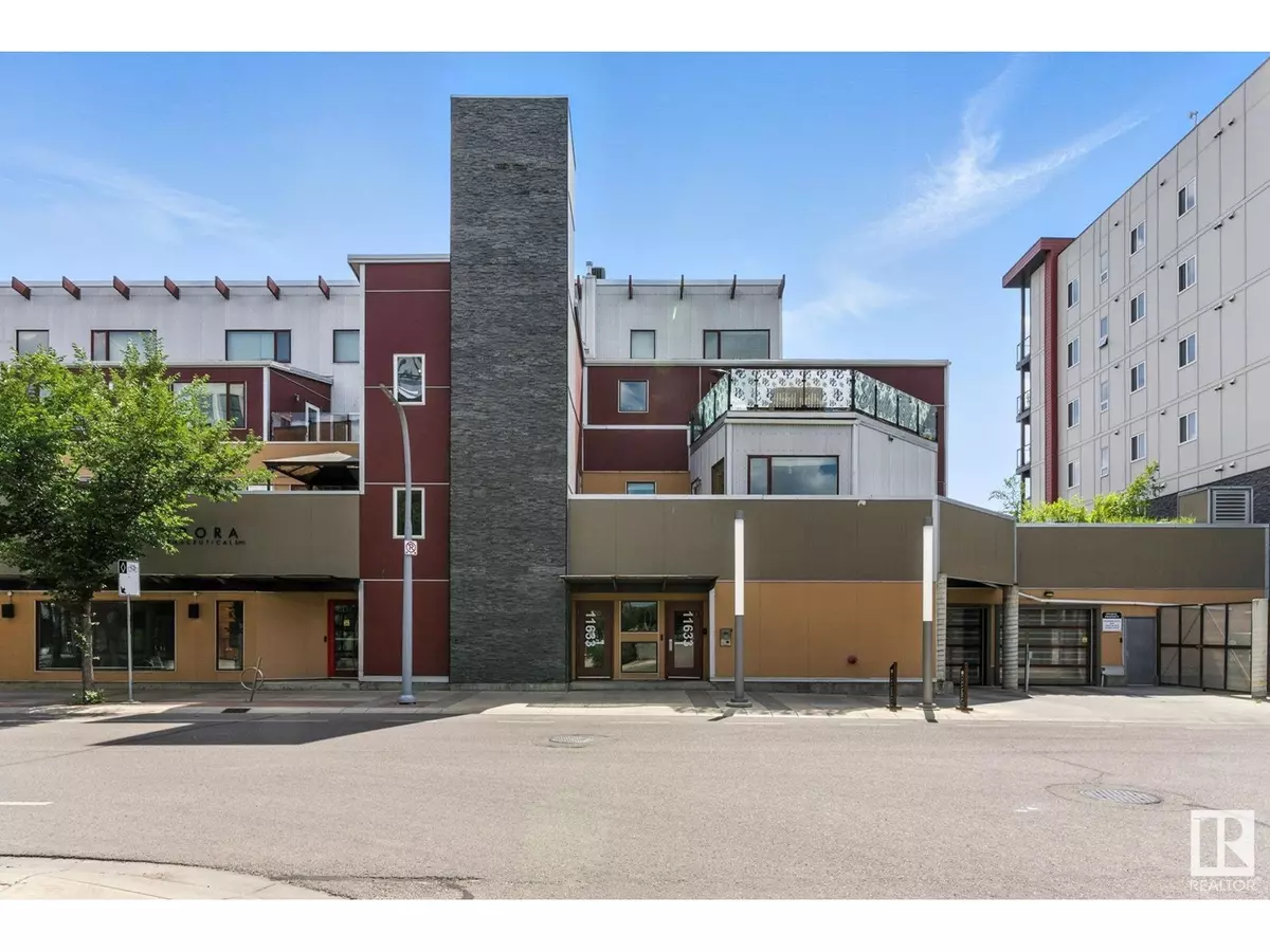 Edmonton, AB T5H0L9,#204 11633 105 AV NW