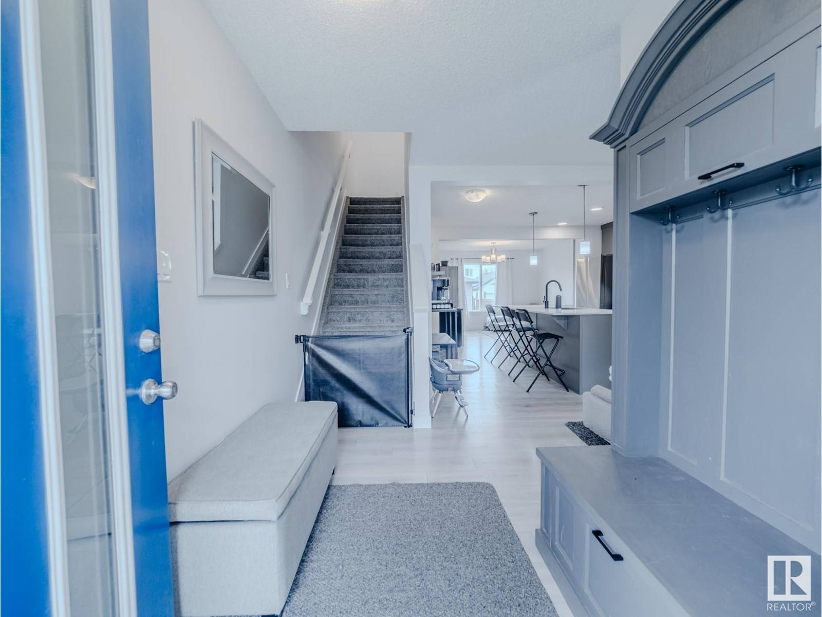 Edmonton, AB T5Y3Z9,1104 CY BECKER RD NW