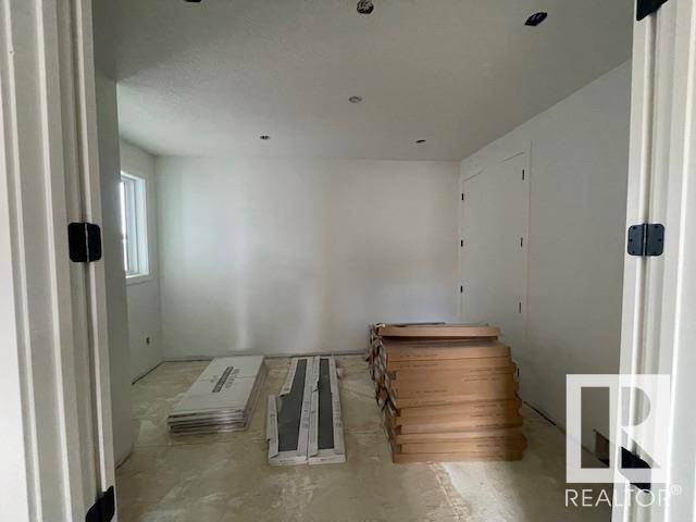 Fort Saskatchewan, AB T8L1Z4,269 MEADOWVIEW DR