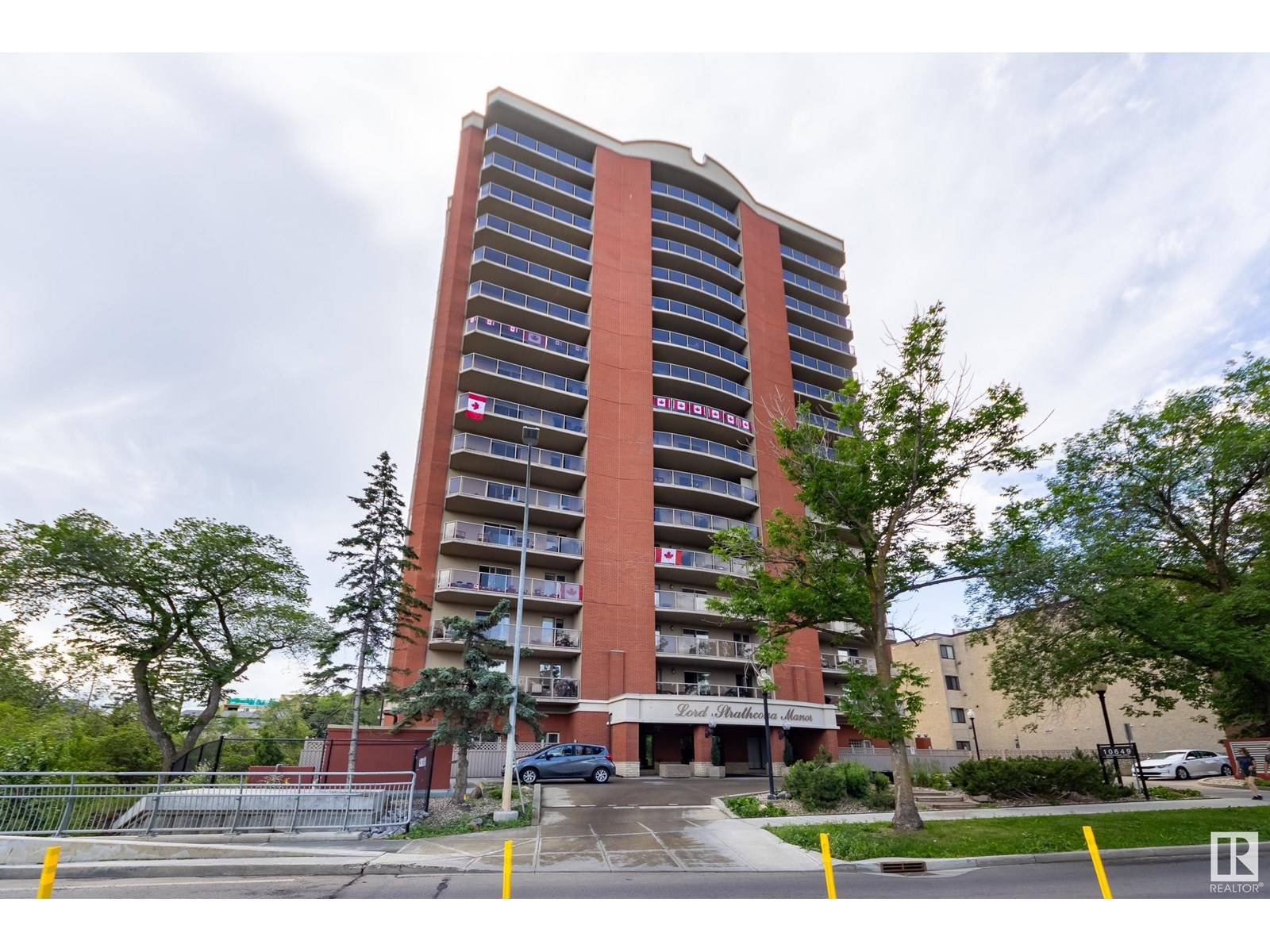 Edmonton, AB T6E6S8,#1505 10649 SASKATCHEWAN DR NW