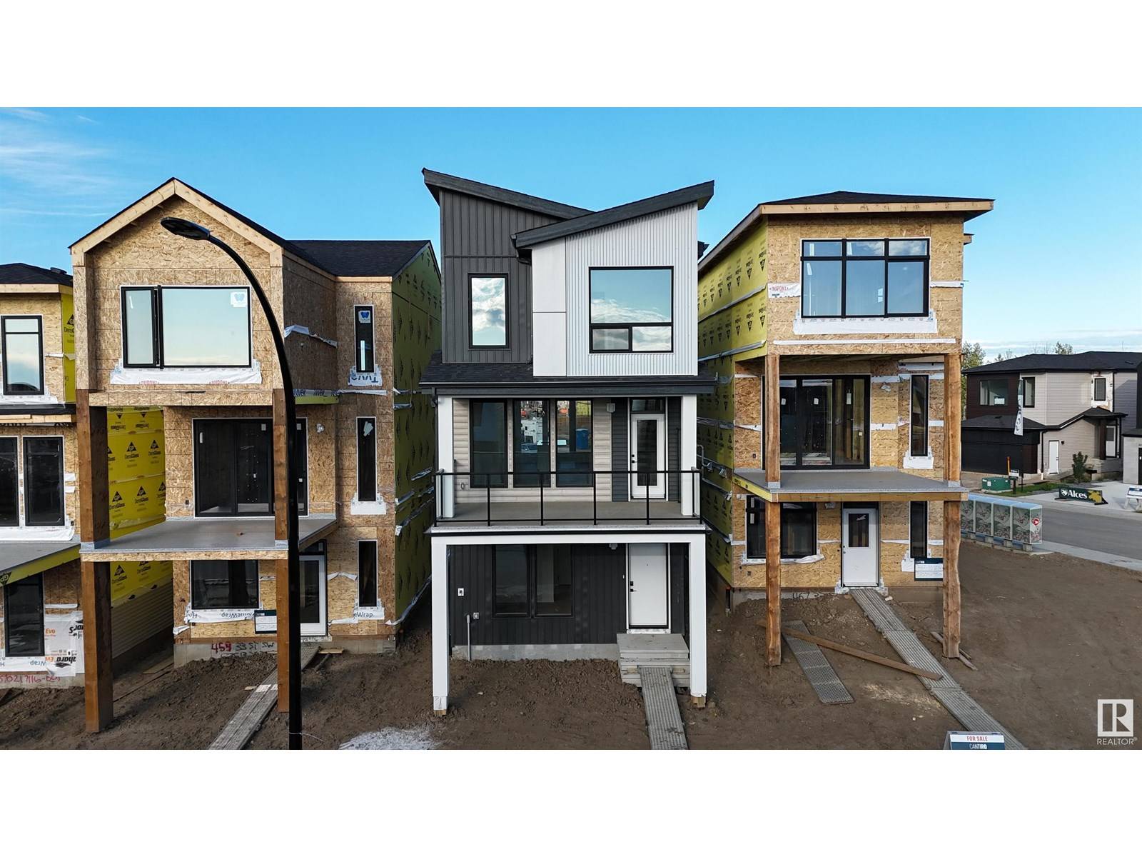 Edmonton, AB T6X3C9,463 33 ST SW