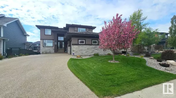 Edmonton, AB T6W2B9,4735 WOOLSEY CM NW