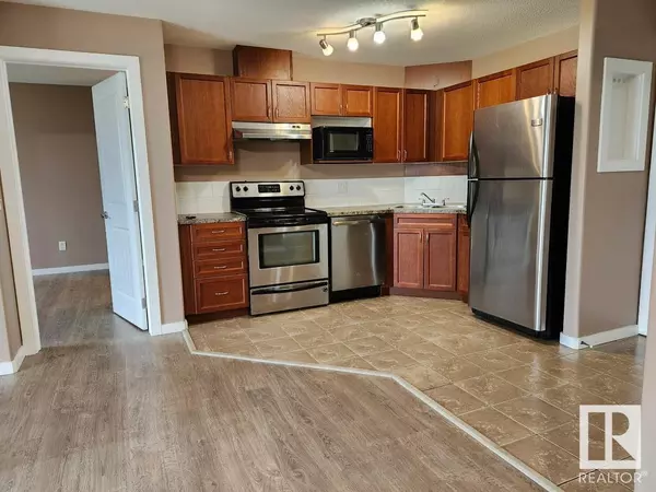 Spruce Grove, AB T7X0G5,#321 240 Spruce Ridge RD