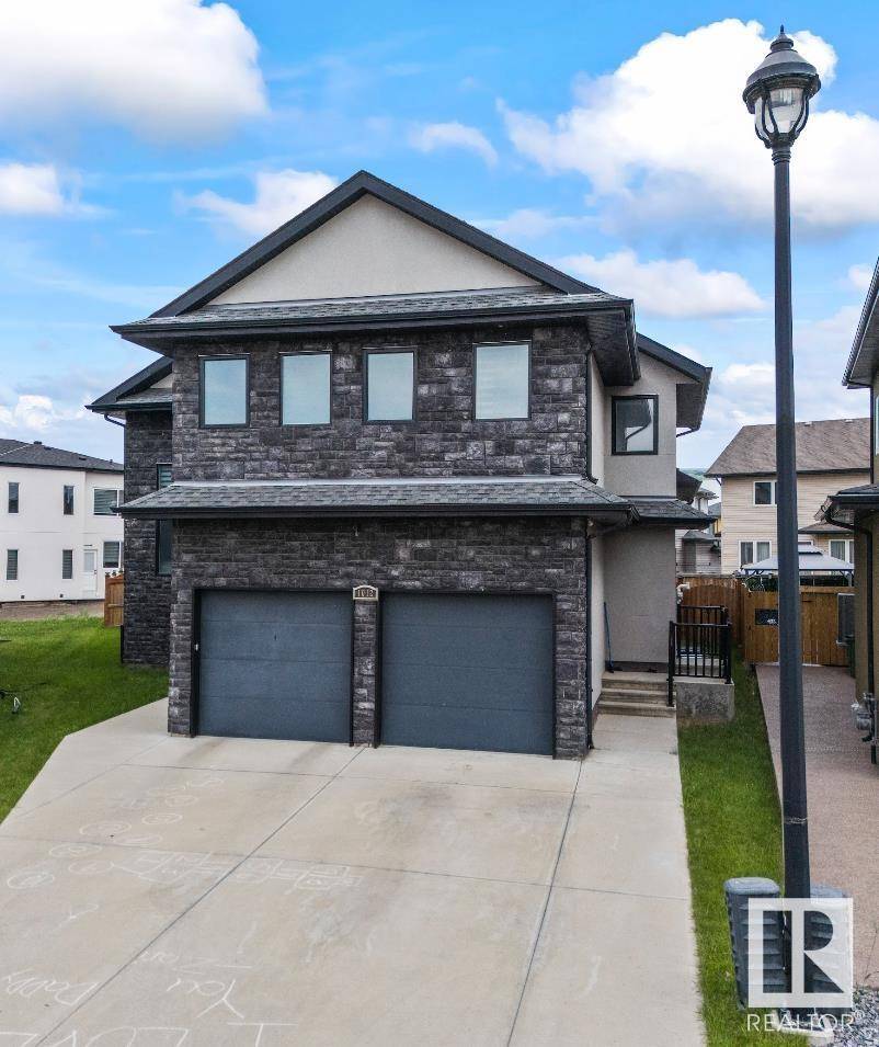 Edmonton, AB T5Z0V4,1012 148 AV NW