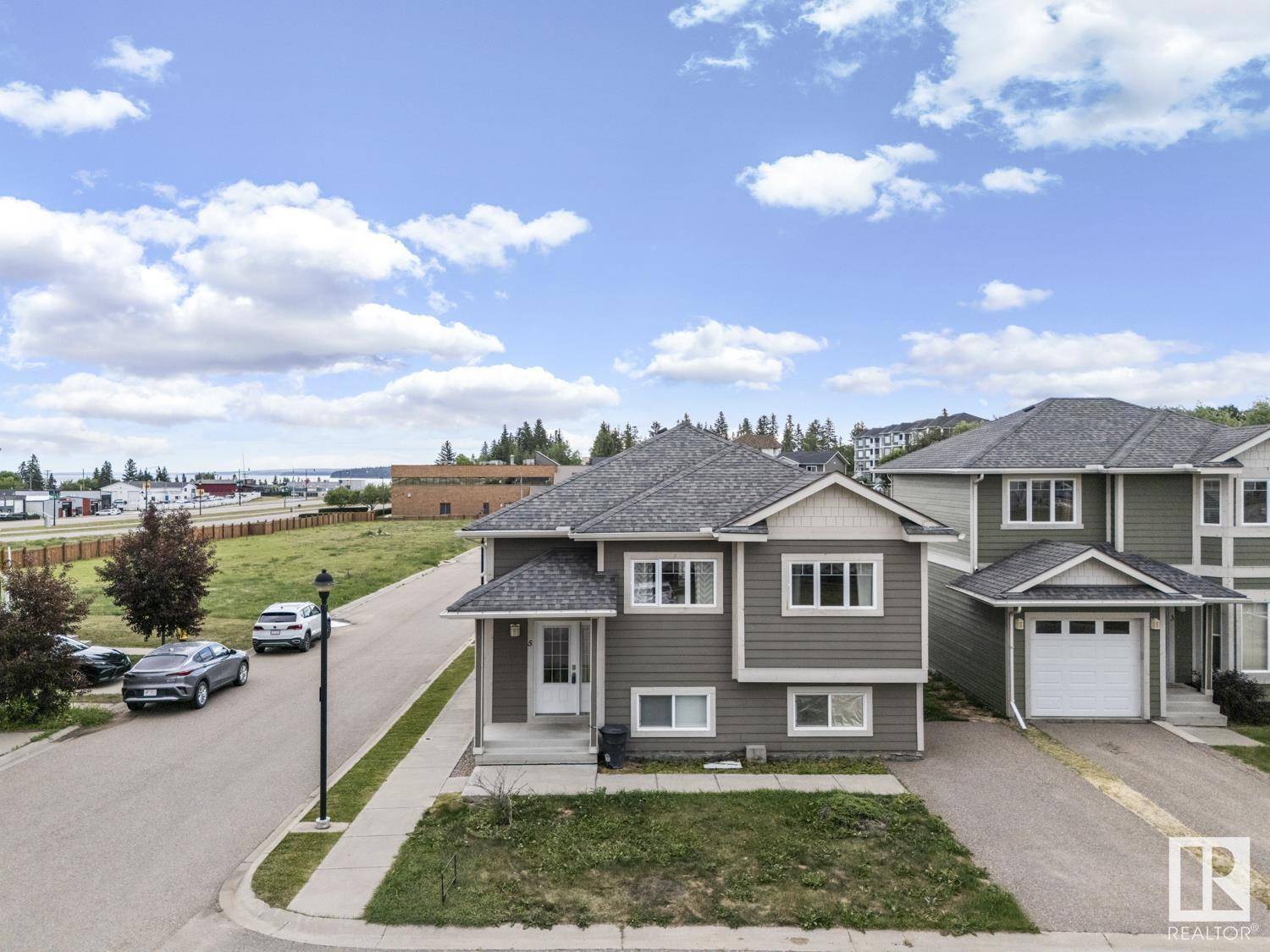 #5 1501 -8 AV, Cold Lake, AB T9M0C9