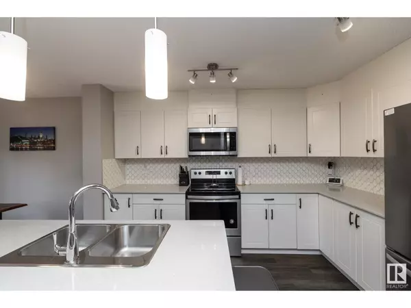 Stony Plain, AB T7Z0L8,1843 WESTERRA LO