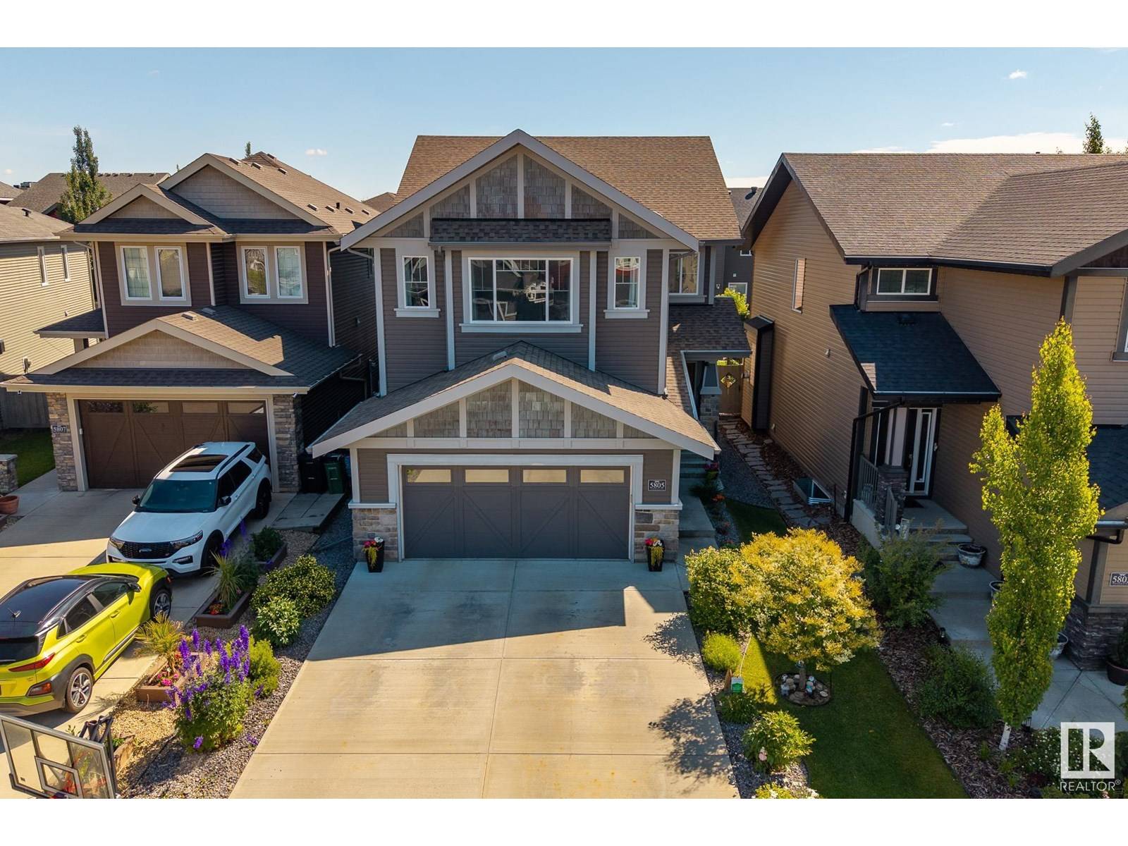 Edmonton, AB T6M0P1,5805 EDWORTHY CV NW