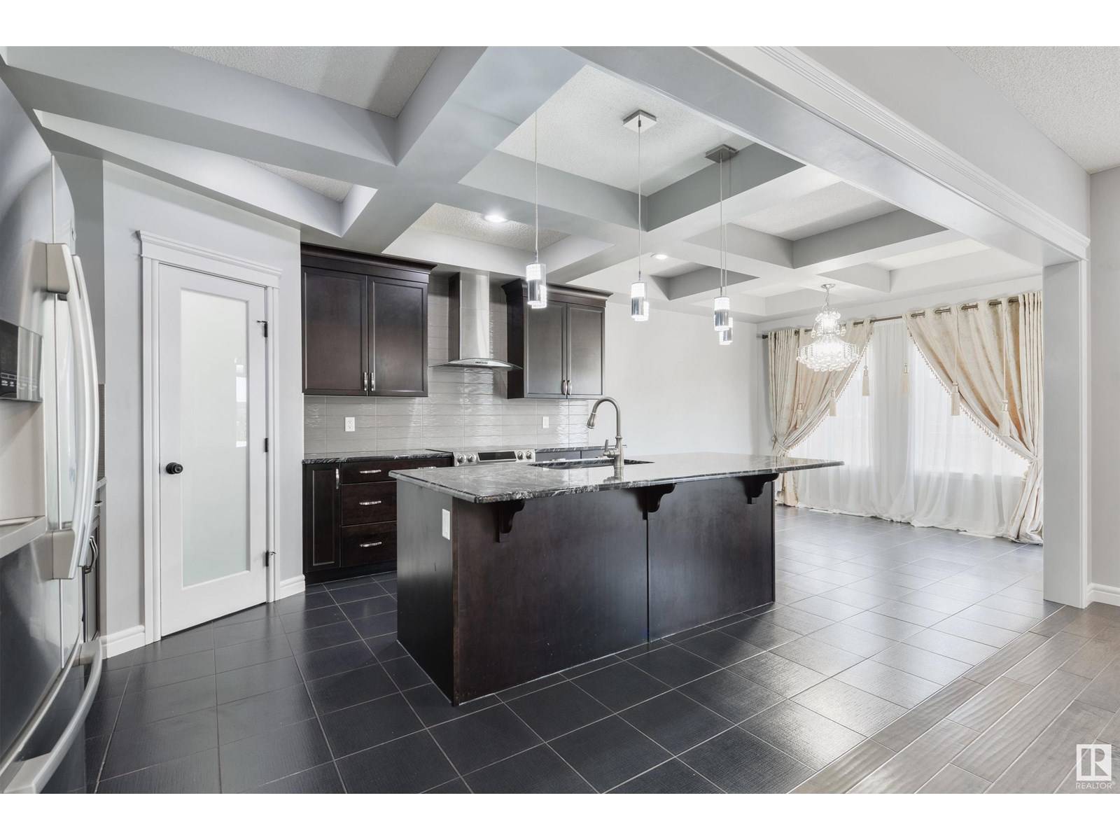 Edmonton, AB T6W3J3,1652 DAVIDSON GREEN SW