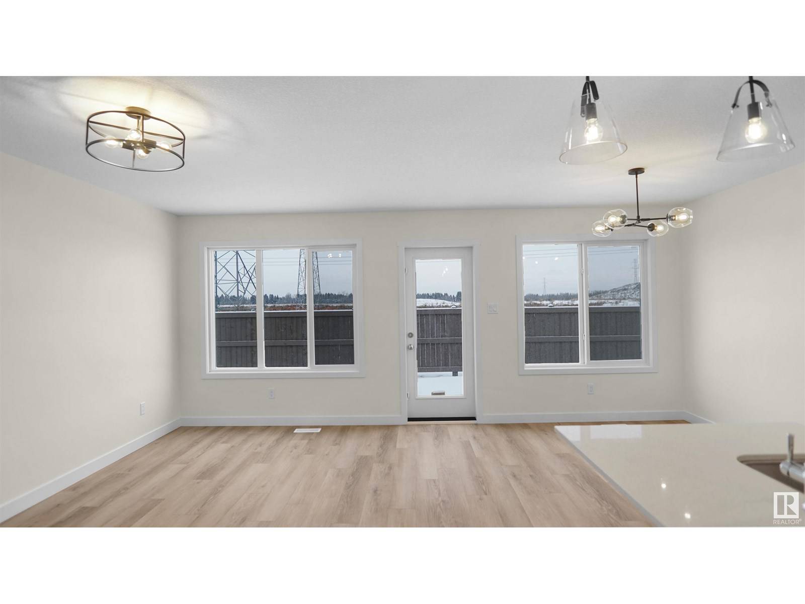 Edmonton, AB T6W5H8,8899 Carson WY SW