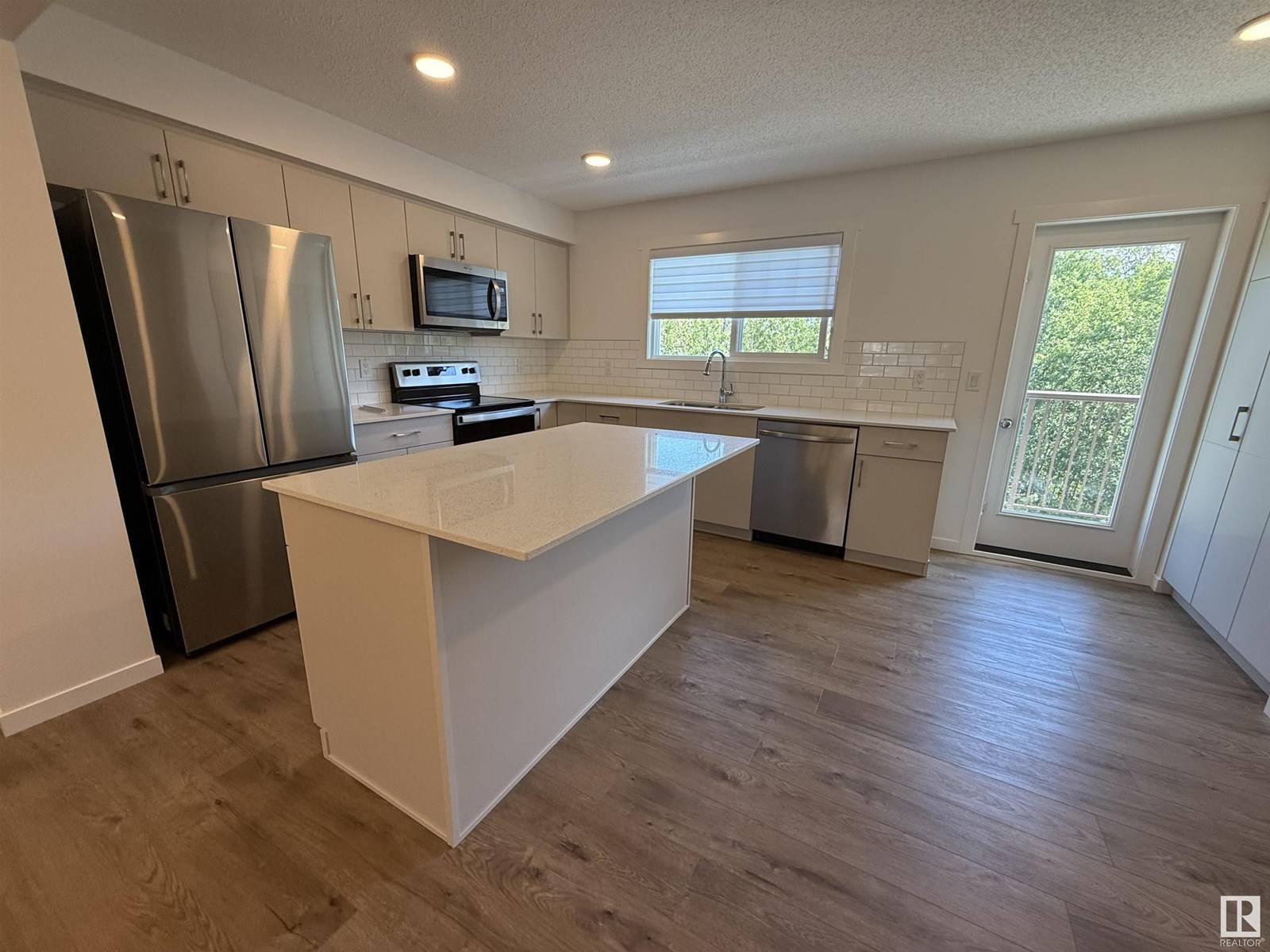 Spruce Grove, AB T7X0E1,#17 50 Mclaughlin DR