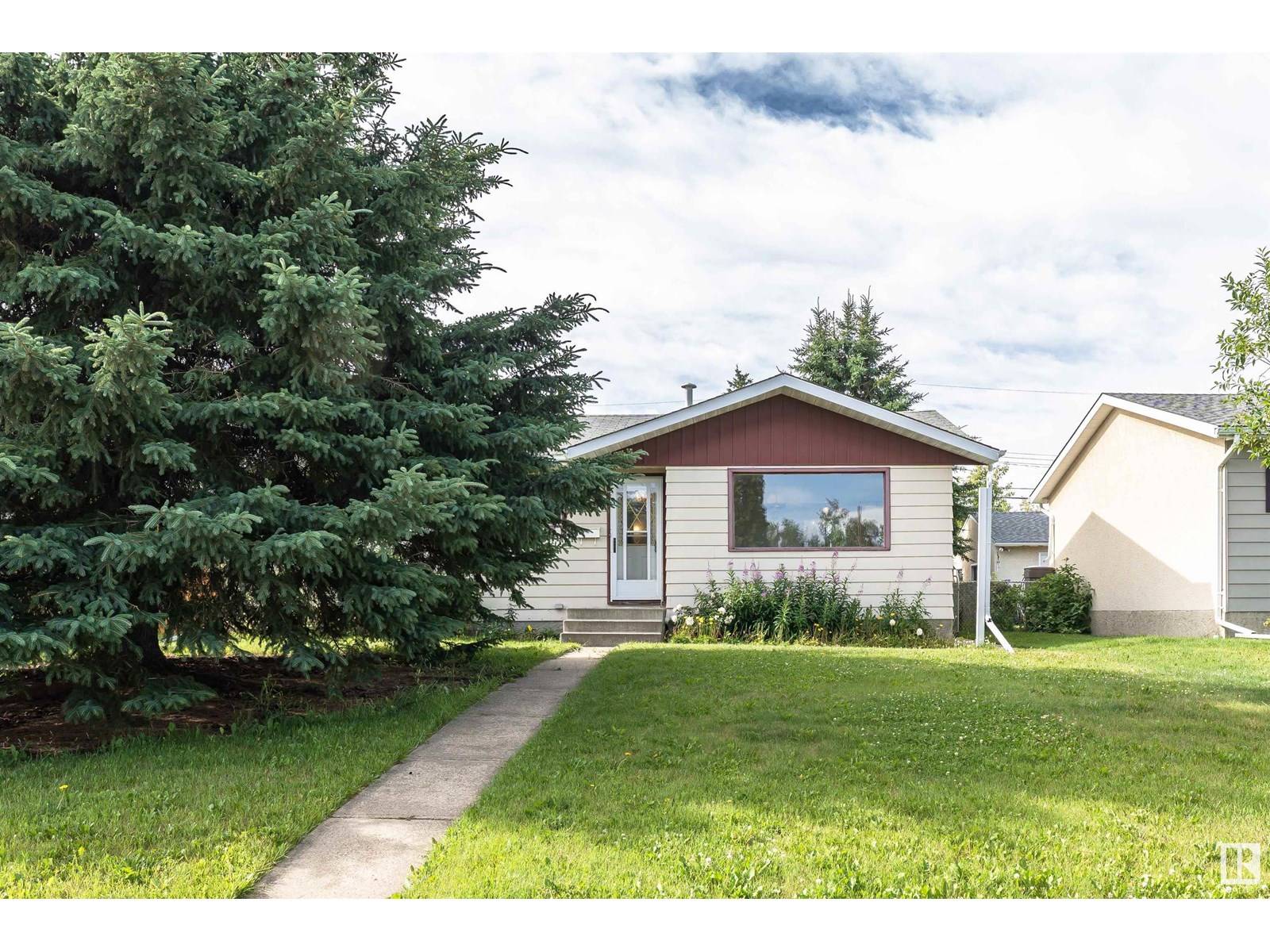 Leduc, AB T9E4M4,21 CAMELOT AV