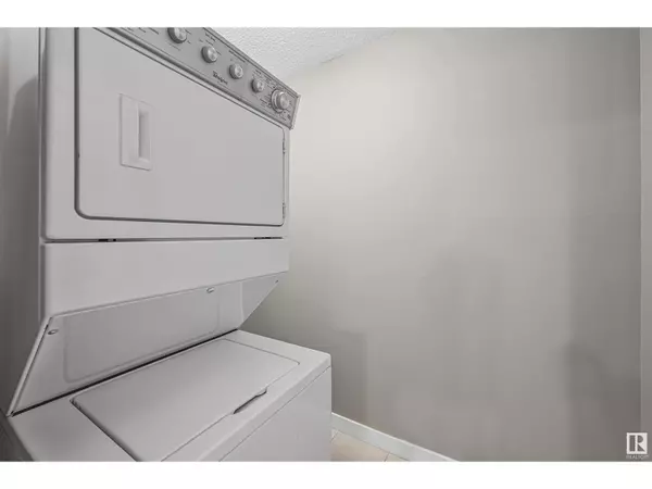 Edmonton, AB T6X1Y7,#108 812 WELSH DR SW