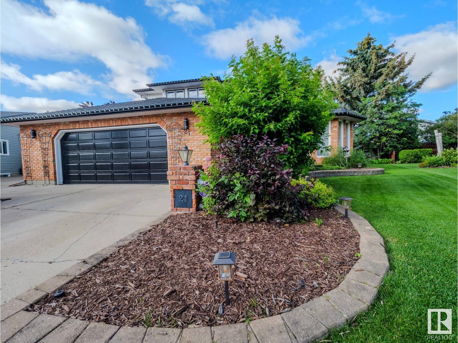 21 KIRKLEES PL, Sherwood Park, AB T8A5H2