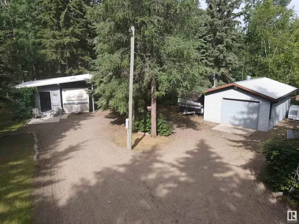 400 12272 Twp Rd 602, Rural Smoky Lake County, AB T0A3C0