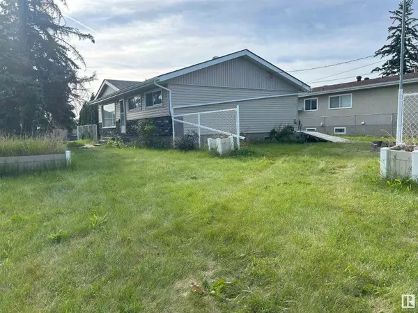 Edmonton, AB T5L3V3,12703 134 AV NW