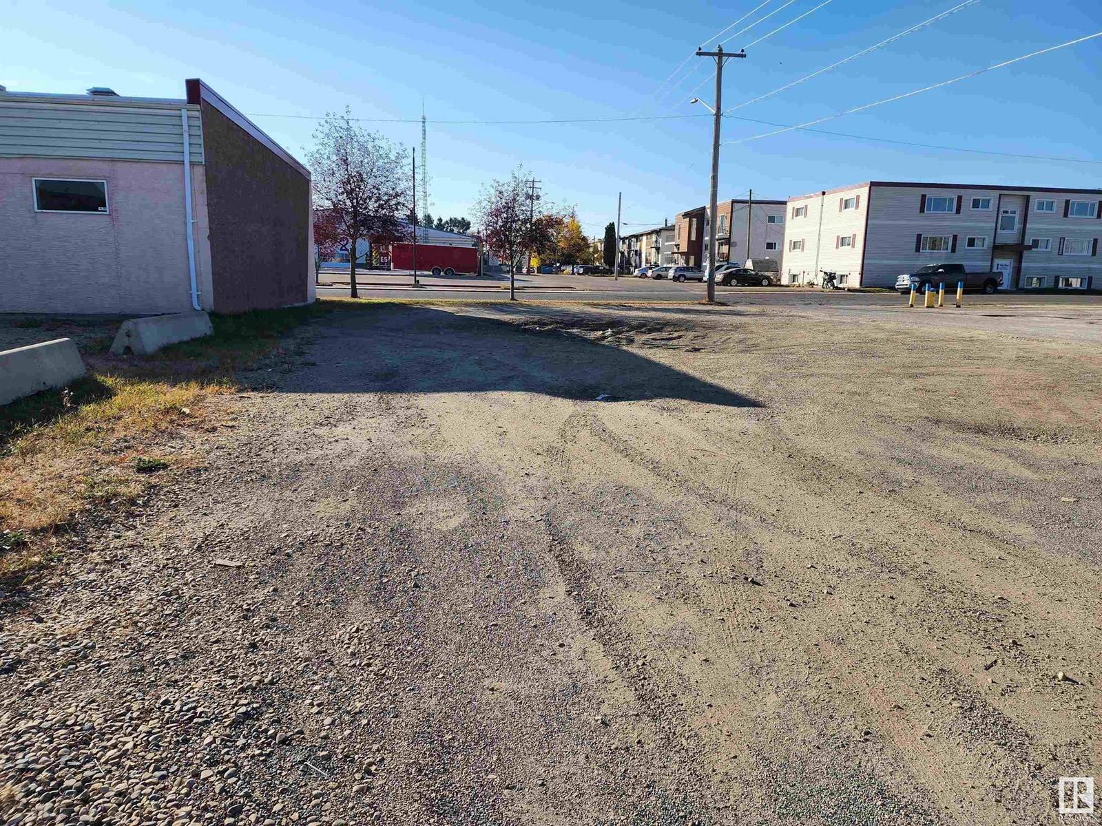 Drayton Valley, AB T7A1S9,5212 52 AV