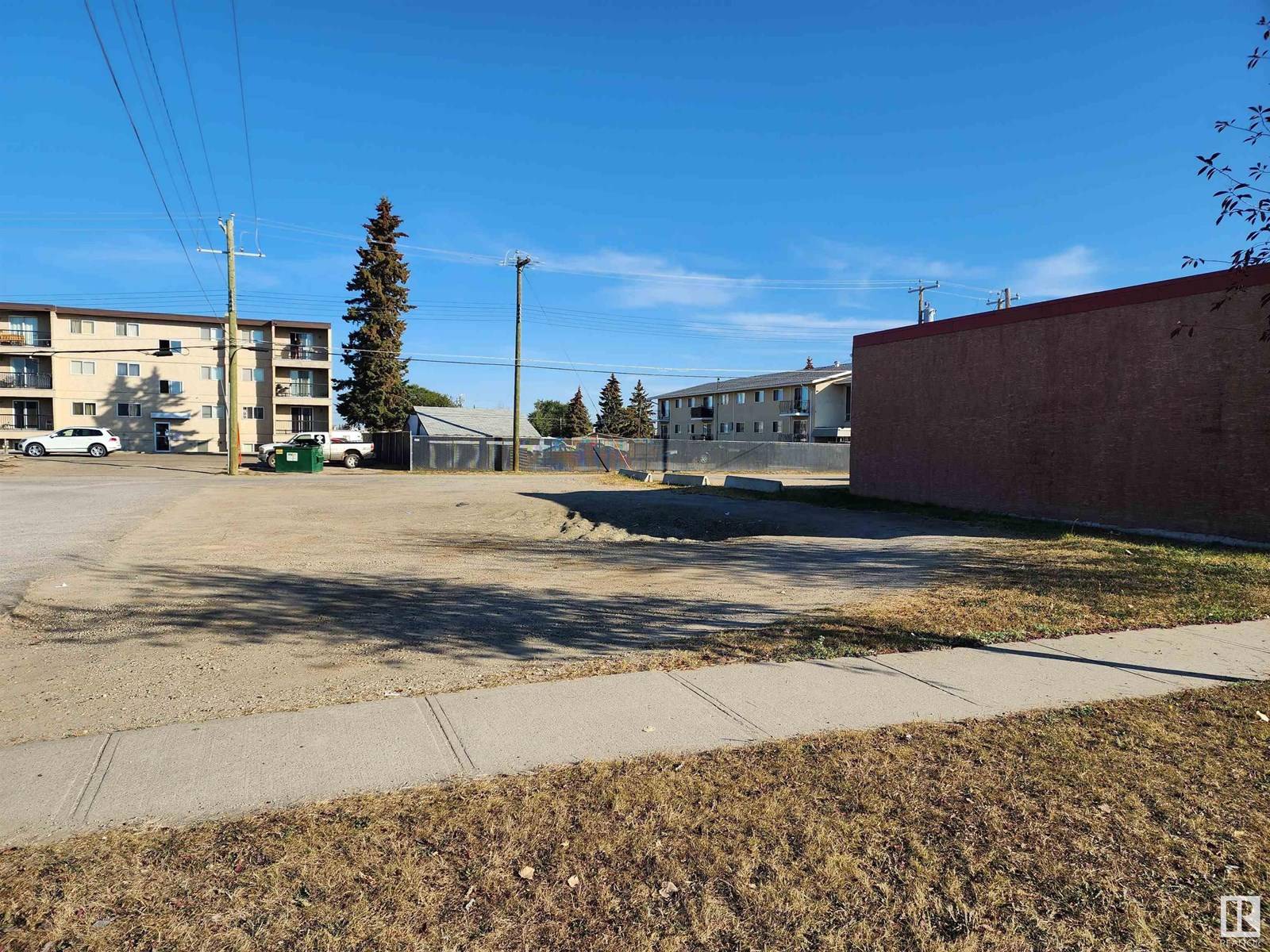 Drayton Valley, AB T7A1S9,5212 52 AV