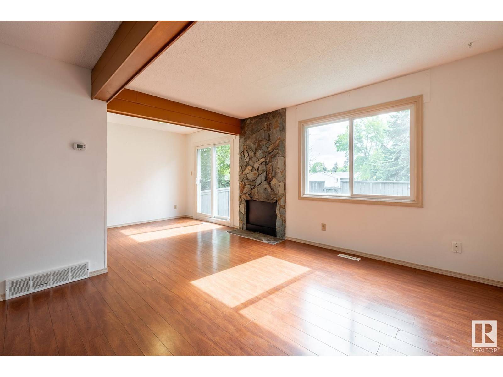 Edmonton, AB T5T2K7,535 WILLOW CO NW