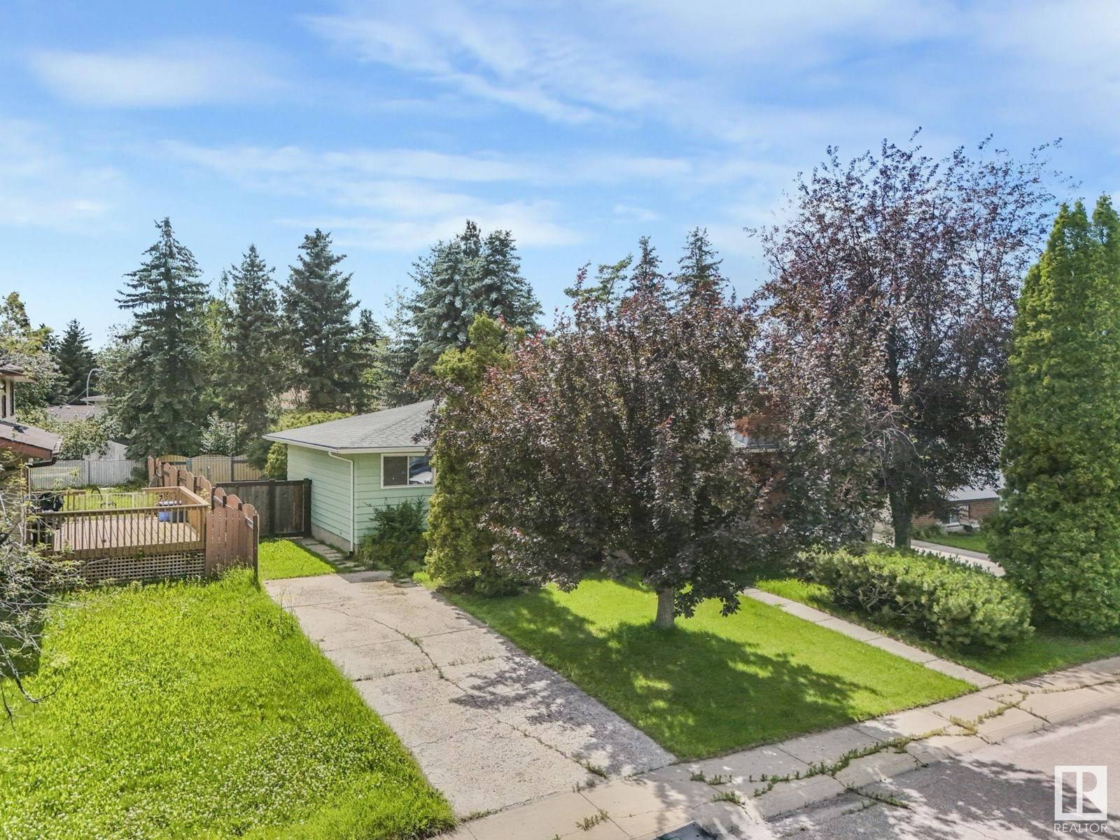Edmonton, AB T6K1L1,1118 68 ST NW