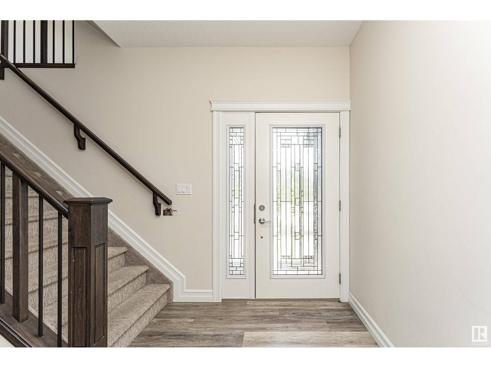 Edmonton, AB T5T7C9,8516 219 ST NW