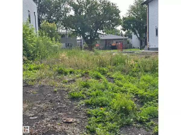 Edmonton, AB T6H2T7,6064 106 STREET NW