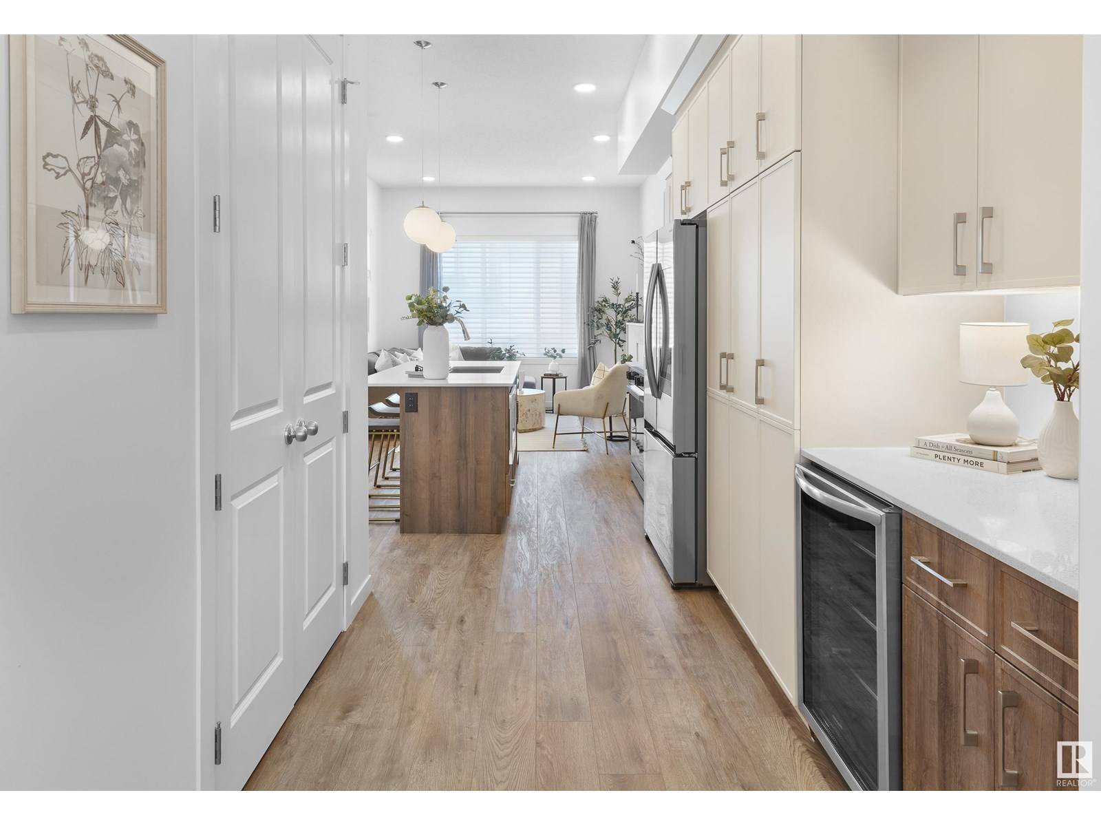 Fort Saskatchewan, AB T8L0X9,3 DEER MEADOW CR