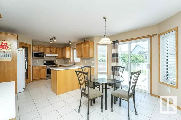 Edmonton, AB T5Z3T1,7220 161 AV NW