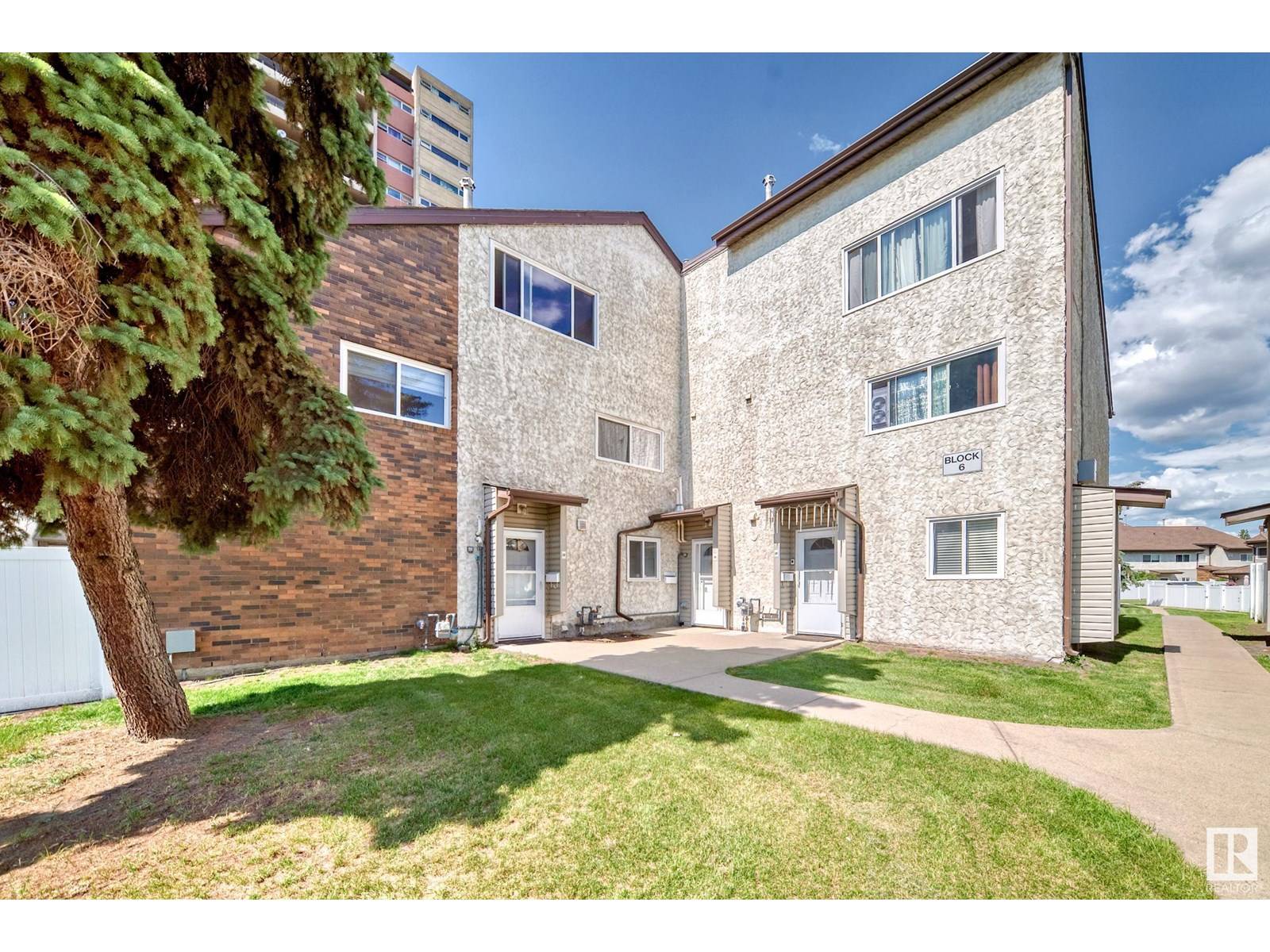 6D MEADOWLARK VG NW NW, Edmonton, AB T5R5X3