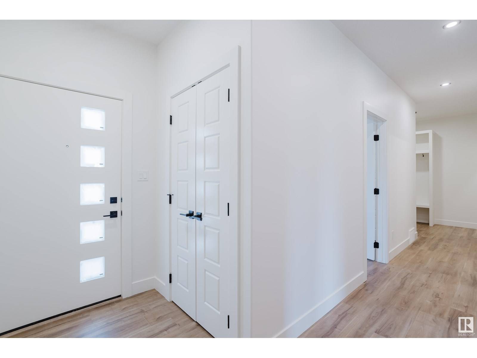 Spruce Grove, AB T7X0W2,77 Meadowgrove LN