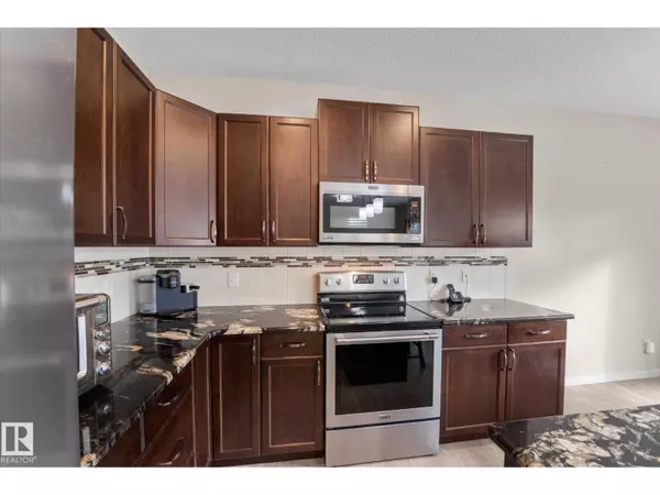 Edmonton, AB T5Y3P4,17164 47 ST NW