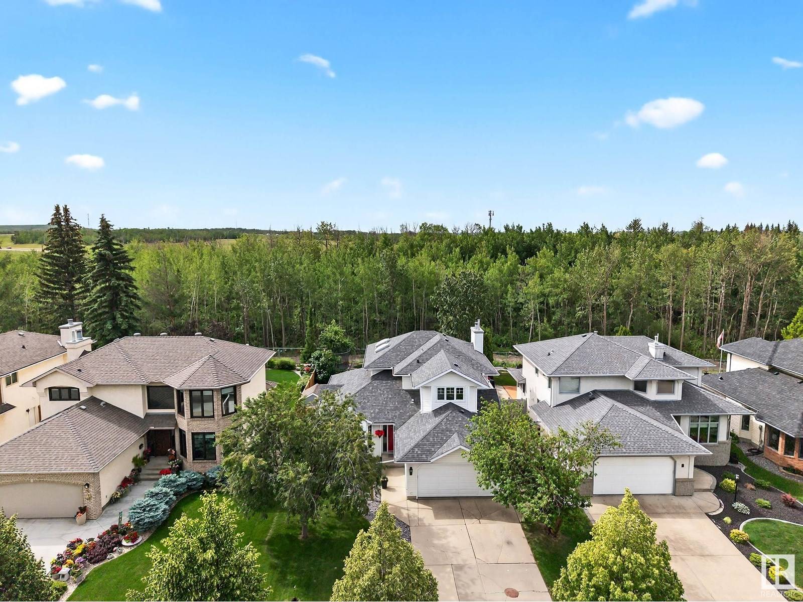 7 HOLMGREN CR, St. Albert, AB T8N5V4