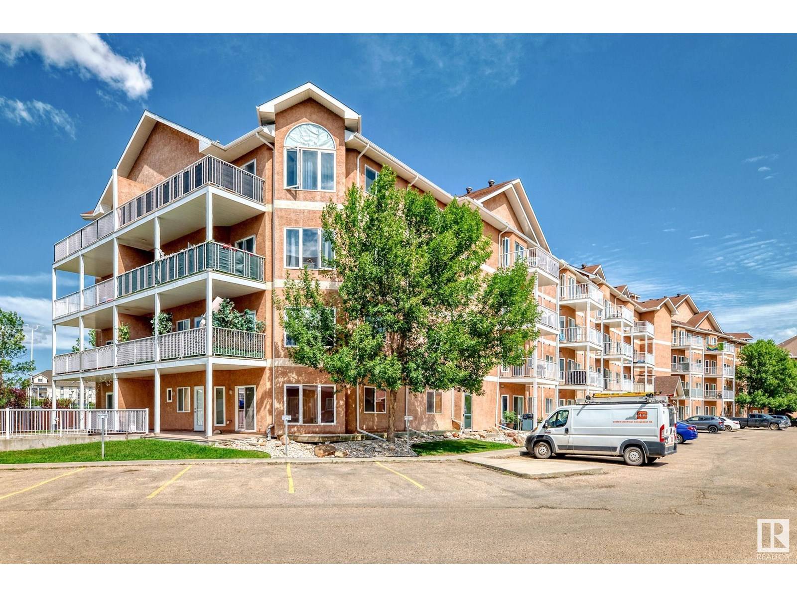 #313 4316 139 AV NW, Edmonton, AB T5Y0L1