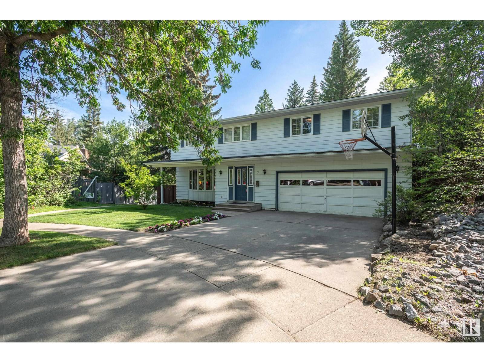 7 GLACIER PL, St. Albert, AB T8N1R7