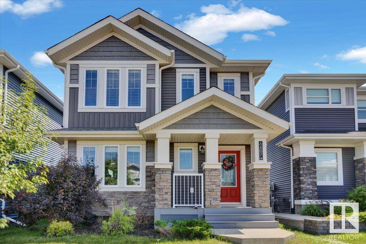 8807 223 ST NW, Edmonton, AB T5T7H2