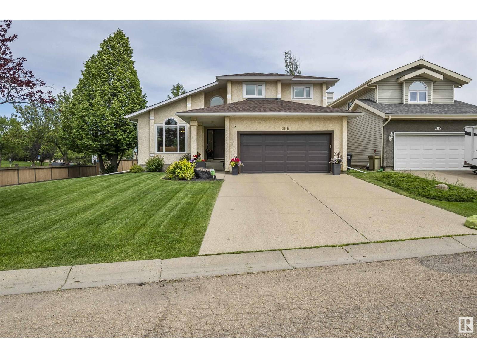 299 BULYEA RD NW, Edmonton, AB T6R1R8