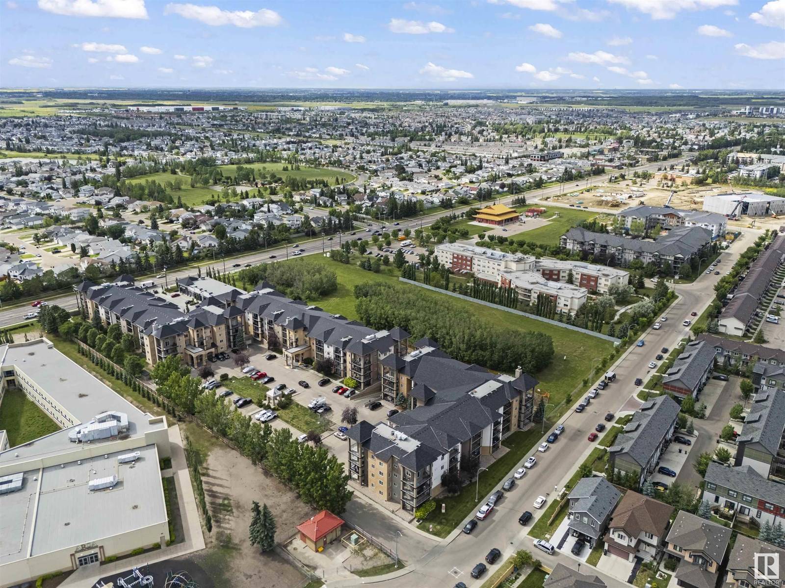 Edmonton, AB T5X0B4,#107 14604 125 ST NW