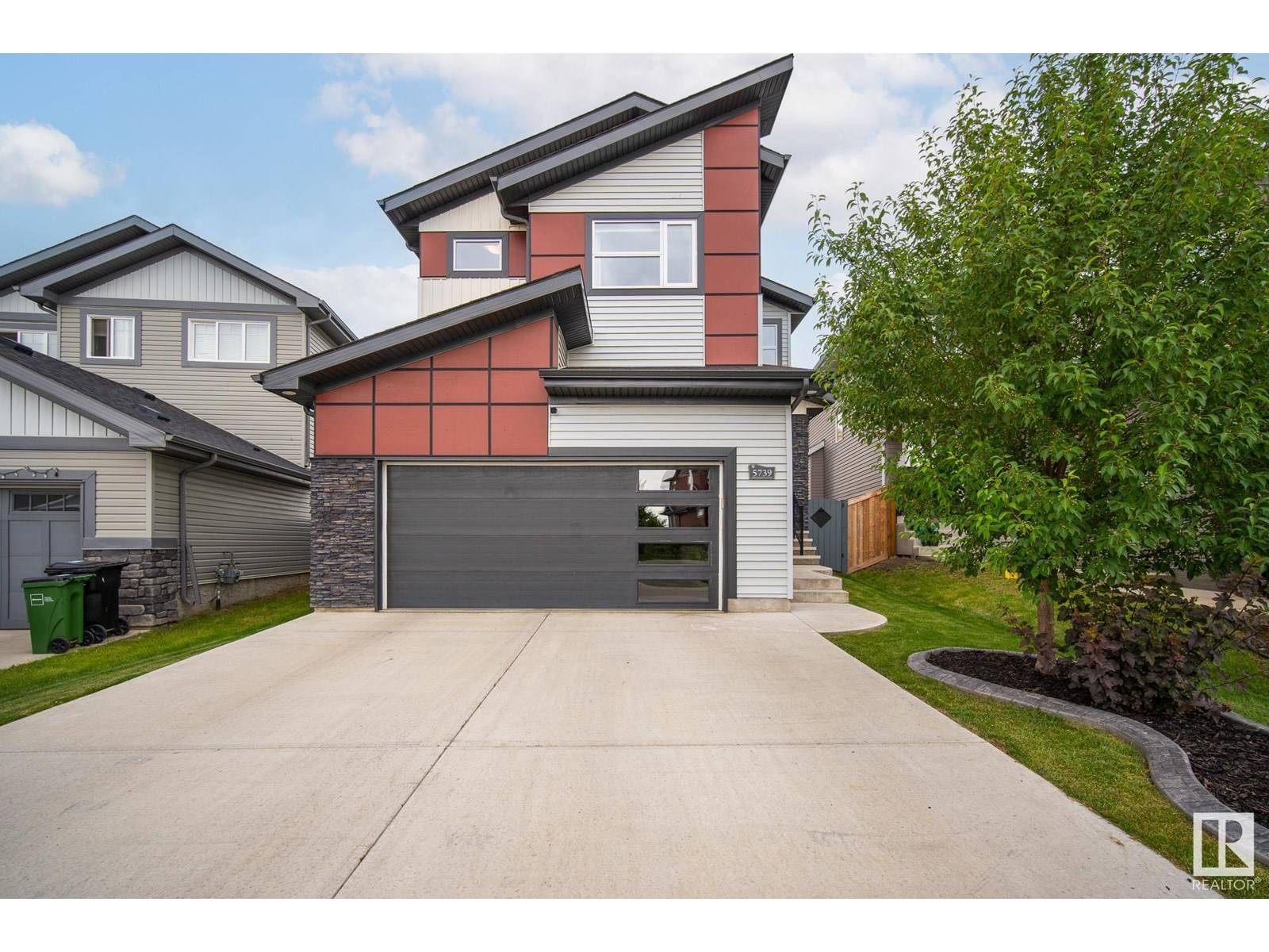 5739 GREENOUGH LANDING LD NW, Edmonton, AB T5T7J7
