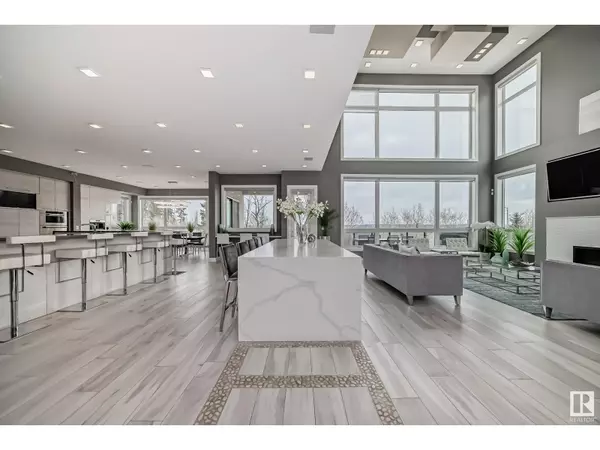 Edmonton, AB T6M0S4,4129 CAMERON HEIGHTS POINT NW