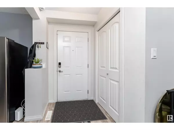 Edmonton, AB T5W2P3,#2 11813 43 ST NW